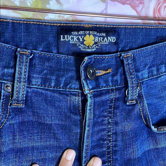 Lucky Brand 121 Heritage Slim Jeans - Picture 4 of 10